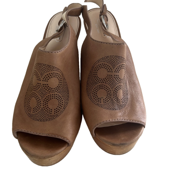 COACH - wedge sandals - Size 9.5 - Picture 2 of 2